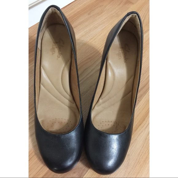 clarks comfortable heels